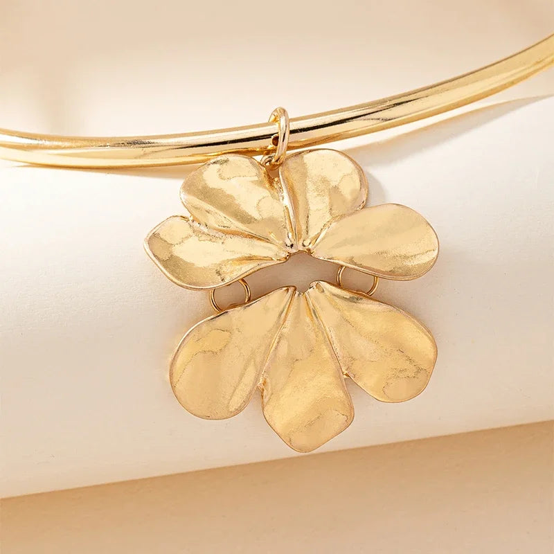 Flower Pendant