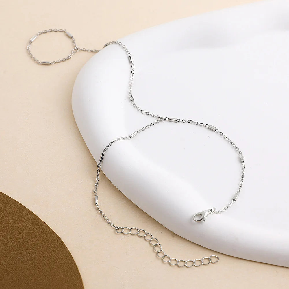 Simplicity Hand Chain